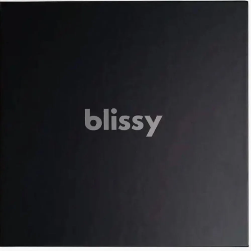 NIB Blissy King Size Dream Set silver